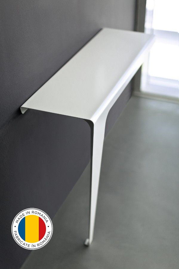 Consola perete cu design modern